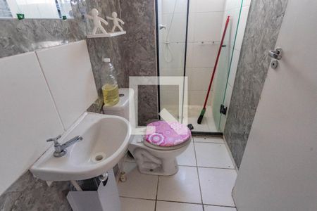 Banheiro de apartamento para alugar com 2 quartos, 44m² em Parque Bristol, São Bernardo do Campo