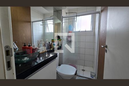 Banheiro de apartamento para alugar com 2 quartos, 44m² em Engenho Novo, Rio de Janeiro