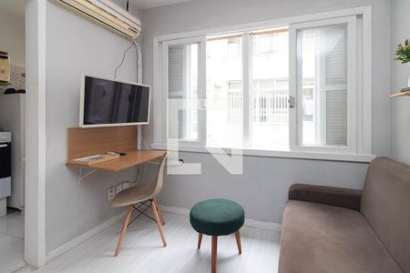 Sala/Quarto de apartamento para alugar com 1 quarto, 35m² em Praia de Belas, Porto Alegre