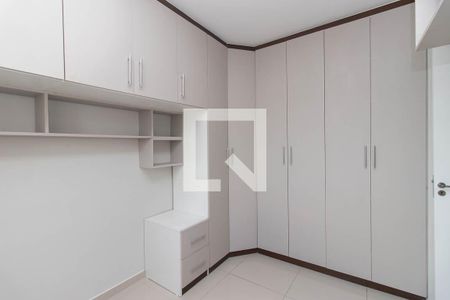 Quarto 2 de apartamento para alugar com 2 quartos, 43m² em Vila Gustavo, São Paulo