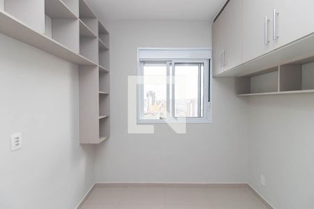 Quarto 2 de apartamento para alugar com 2 quartos, 43m² em Vila Gustavo, São Paulo
