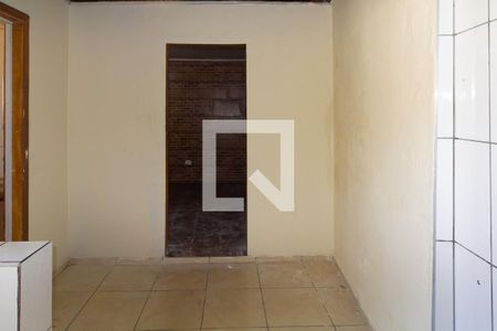 Cozinha de casa para alugar com 1 quarto, 60m² em Vila Margarida, São Paulo