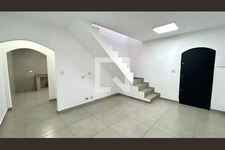Sala de casa à venda com 3 quartos, 220m² em Parque Santo Antonio, Guarulhos