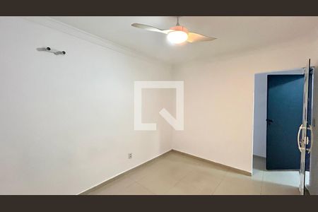 Quarto 2 de casa à venda com 3 quartos, 220m² em Parque Santo Antonio, Guarulhos