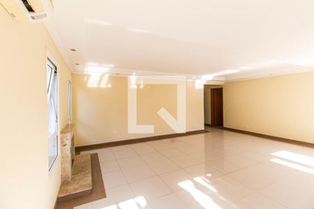 Sala de casa de condomínio à venda com 4 quartos, 600m² em Jardim do Golf I, Barueri