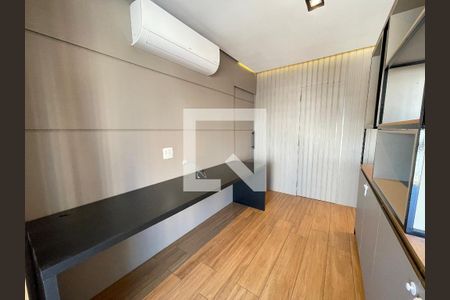 Sala de apartamento para alugar com 2 quartos, 80m² em Vila Sonia, São Paulo