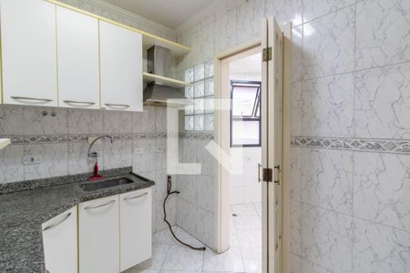 Cozinha de apartamento para alugar com 2 quartos, 64m² em Jardim Zaira, Guarulhos