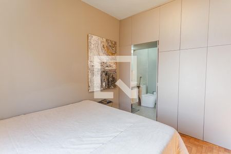 Suíte de apartamento para alugar com 1 quarto, 59m² em Funcionários, Belo Horizonte
