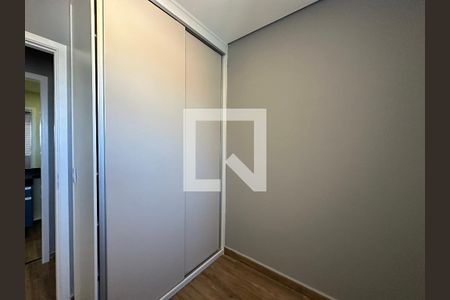 Quarto 1 de apartamento para alugar com 2 quartos, 52m² em Jardim Maria Helena, Barueri