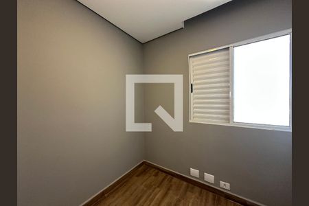 Quarto 1 de apartamento para alugar com 2 quartos, 52m² em Jardim Maria Helena, Barueri