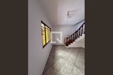 Sala de casa à venda com 2 quartos, 100m² em Vila Cleonice, São Paulo