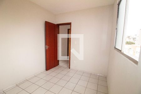 Quarto 01  de apartamento para alugar com 2 quartos, 65m² em Carlos Prates, Belo Horizonte