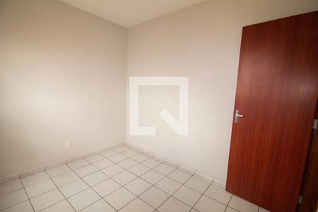 Quarto 01  de apartamento para alugar com 2 quartos, 65m² em Carlos Prates, Belo Horizonte