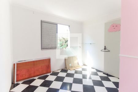 Quarto 2 de apartamento para alugar com 2 quartos, 43m² em Jardim Marilú, São Paulo