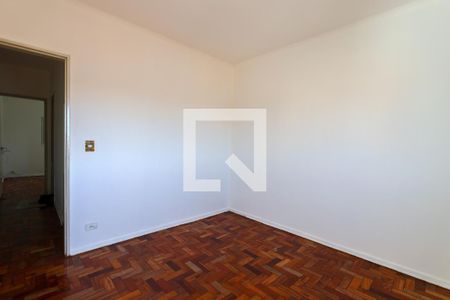 Quarto 1 de casa para alugar com 2 quartos, 70m² em Jardim Santa Rosa, Taboão da Serra