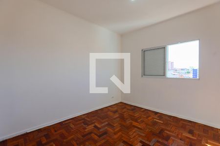 Quarto 1 de casa para alugar com 2 quartos, 70m² em Jardim Santa Rosa, Taboão da Serra