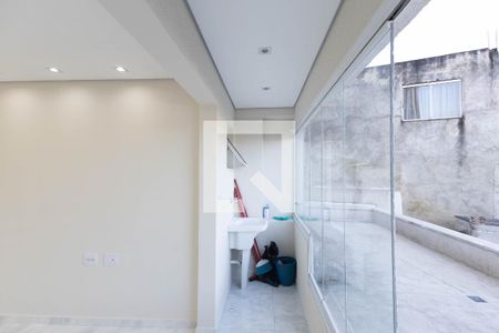 Área de Serviço de apartamento para alugar com 2 quartos, 43m² em Vila Santa Terezinha (zona Norte), São Paulo