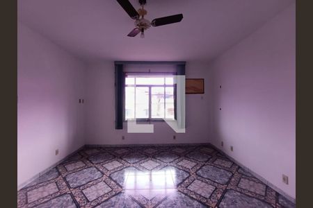 Quarto 1 de casa para alugar com 4 quartos, 180m² em Vila Dagmar, Belford Roxo