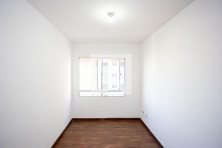 Sala de apartamento para alugar com 2 quartos, 44m² em Canhema, Diadema
