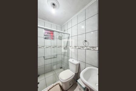 Banheiro Social 1 de casa à venda com 3 quartos, 187m² em Alvarenga, São Bernardo do Campo