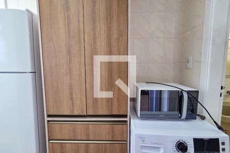 Cozinha de kitnet/studio para alugar com 1 quarto, 28m² em Guilhermina, Praia Grande