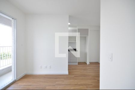 Sala de apartamento para alugar com 2 quartos, 42m² em Vila Nova Mazzei, São Paulo