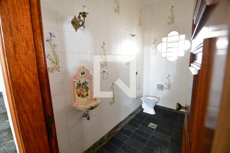 Lavabo de casa para alugar com 4 quartos, 500m² em Parque Taquaral, Campinas