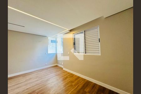 Suite de apartamento à venda com 3 quartos, 183m² em Floresta, Belo Horizonte