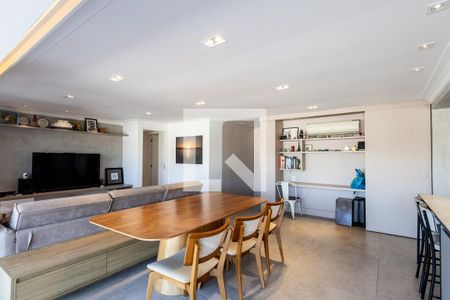 Sala de apartamento à venda com 3 quartos, 130m² em Vila Ipojuca, São Paulo