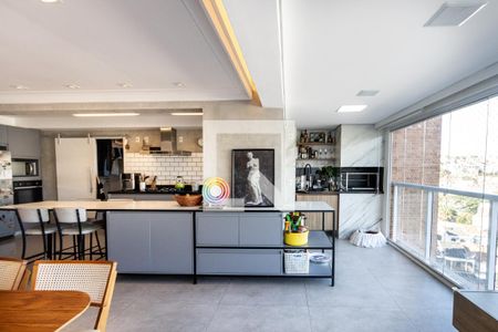 Sala de apartamento à venda com 3 quartos, 130m² em Vila Ipojuca, São Paulo