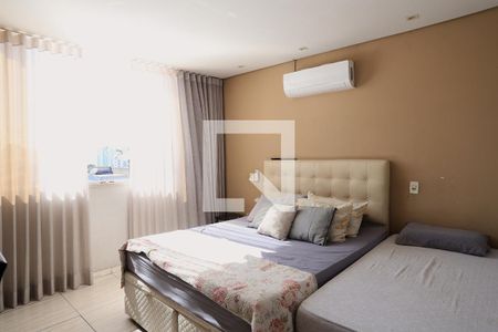 Suíte de casa para alugar com 3 quartos, 300m² em Ipiranga, Belo Horizonte