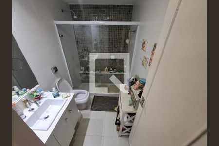Banheiro 1 de apartamento à venda com 2 quartos, 72m² em Flamengo, Rio de Janeiro
