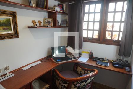 Escritório de casa de condomínio à venda com 5 quartos, 380m² em Alphaville, Santana de Parnaíba