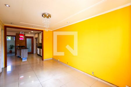 Casa de Condomínio para alugar com 2 quartos, 125m² em Jardim Santa Efigenia, São Paulo