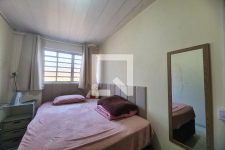 Quarto 1 de casa para alugar com 2 quartos, 180m² em Parque Santo Eduardo, São Paulo