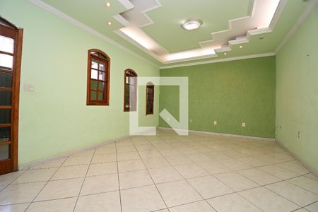 Sala de casa para alugar com 3 quartos, 160m² em Funcionários, Contagem
