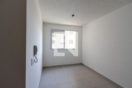 Apartamento para alugar com 2 quartos, 36m² em Parque Industrial Tomas Edson, São Paulo