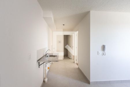 Apartamento para alugar com 2 quartos, 36m² em Parque Industrial Tomas Edson, São Paulo