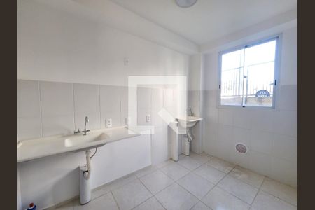 Cozinha de apartamento para alugar com 2 quartos, 48m² em Tijuca, Contagem