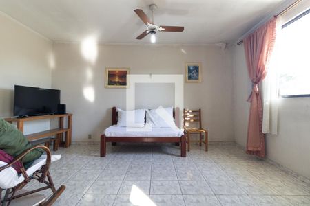 Sala de casa para alugar com 3 quartos, 197m² em Vila Brasilina, São Paulo