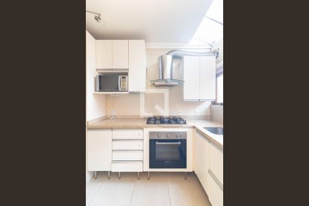 Cozinha de apartamento para alugar com 3 quartos, 140m² em Petrópolis, Porto Alegre
