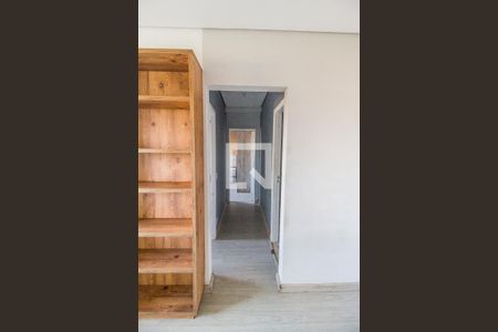 Corredor de apartamento para alugar com 2 quartos, 69m² em Jardim Belval, Barueri