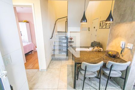 sala / cozinha americana de apartamento à venda com 2 quartos, 86m² em Candelária, Belo Horizonte