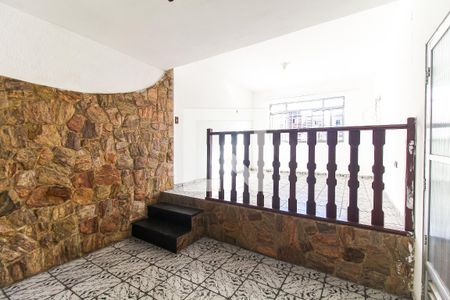Sala 2 de casa para alugar com 2 quartos, 250m² em Jardim das Oliveiras, São Paulo