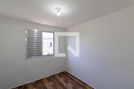 Quarto 2 de casa para alugar com 2 quartos, 57m² em Conjunto Residencial José Bonifácio, São Paulo