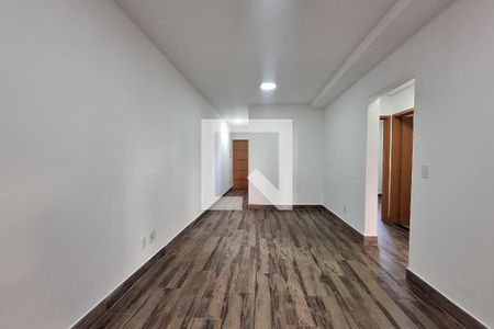 Sala  de apartamento para alugar com 2 quartos, 65m² em Campestre, Santo André