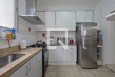 Apartamento à venda com 4 quartos, 140m² em Buritis, Belo Horizonte
