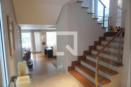 Hall de casa de condomínio à venda com 3 quartos, 427m² em Alphaville, Santana de Parnaíba