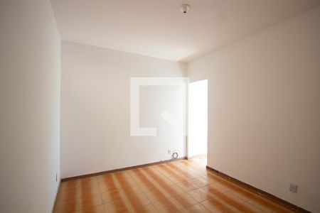 Sala de apartamento para alugar com 2 quartos, 70m² em Covanca, São Gonçalo