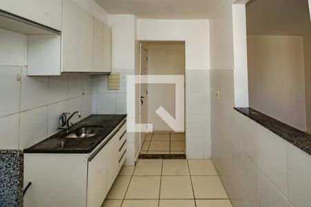 Cozinha de apartamento para alugar com 2 quartos, 50m² em Santa Branca, Belo Horizonte